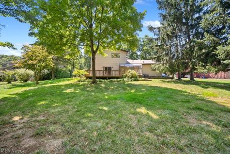 6551 Queens Way Brecksville OH 44141