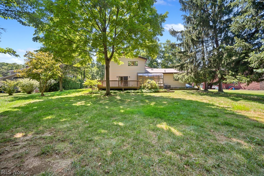 6551 Queens Way Brecksville OH 44141