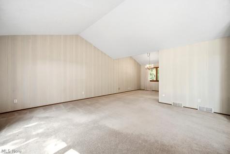 6551 Queens Way Brecksville OH 44141