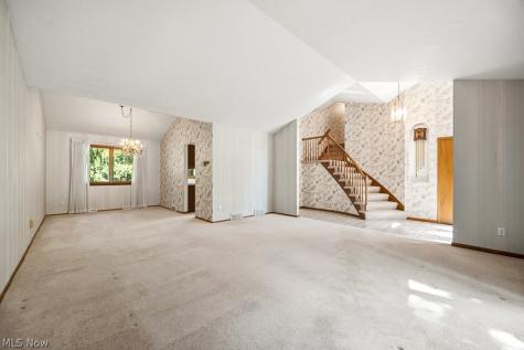 6551 Queens Way Brecksville OH 44141