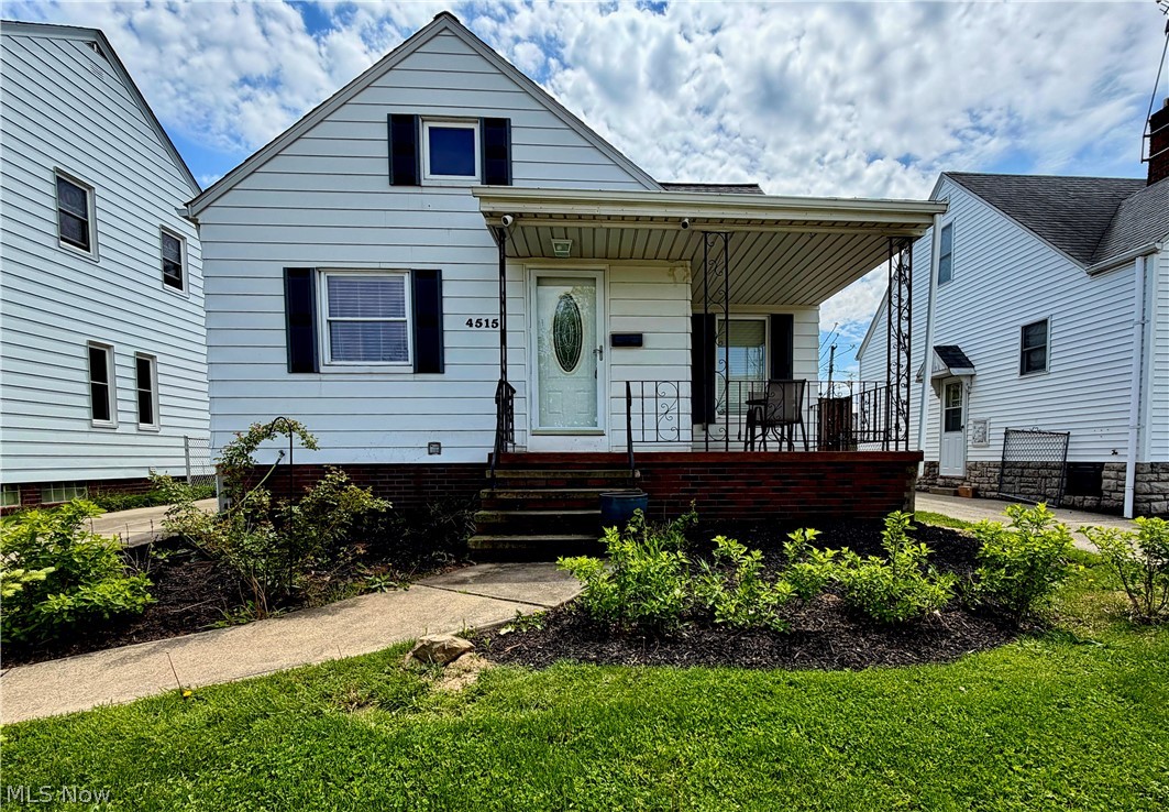 4515 Pershing Avenue Parma OH 44134
