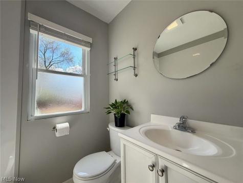4515 Pershing Avenue Parma OH 44134