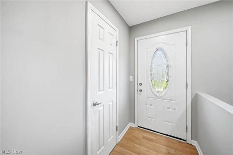 4515 Pershing Avenue Parma OH 44134