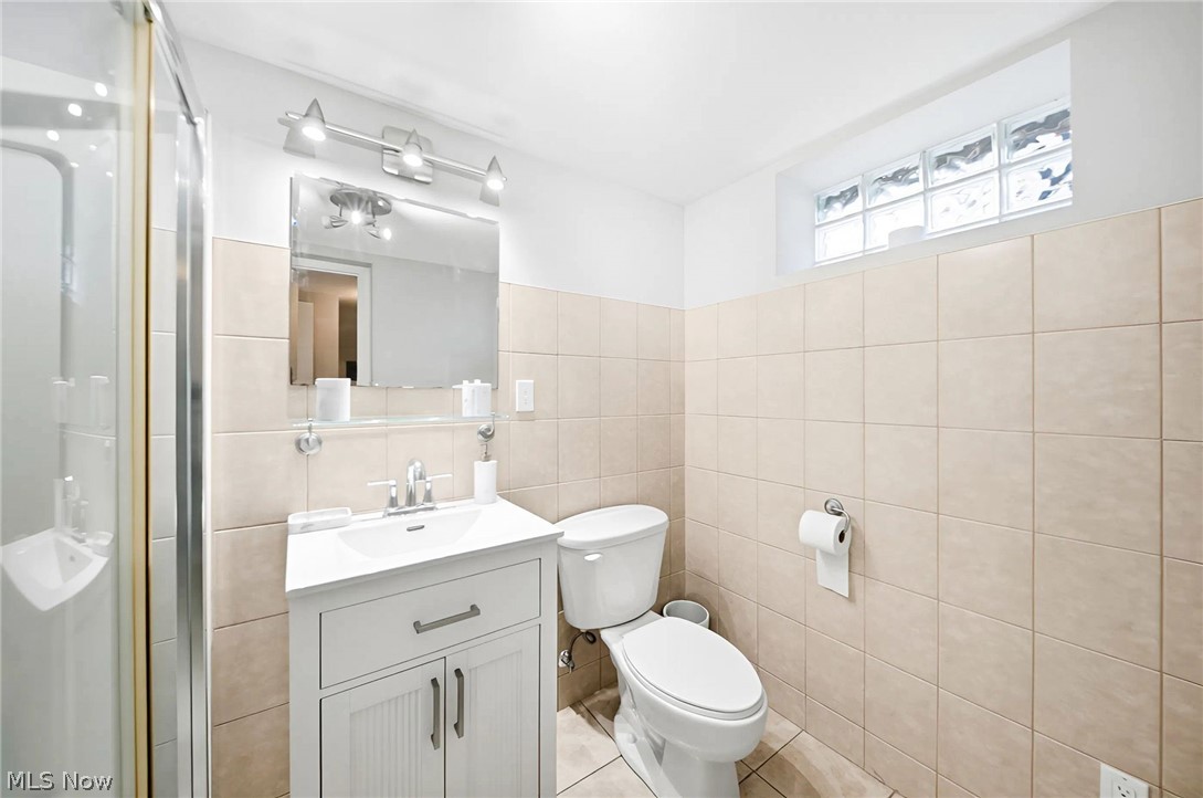 4515 Pershing Avenue Parma OH 44134