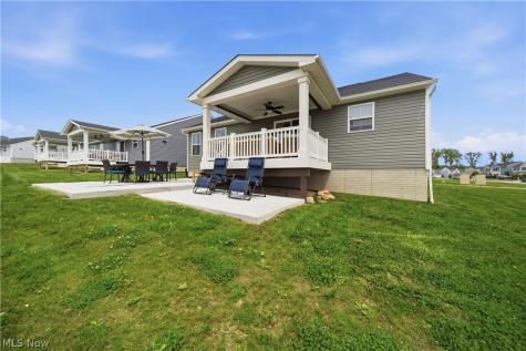1082 Bookman Avenue Akron OH 44312