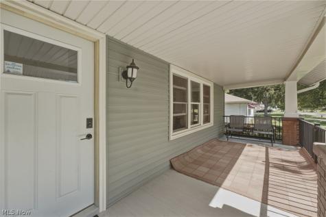 9372 Stonington Road Parma Heights OH 44130