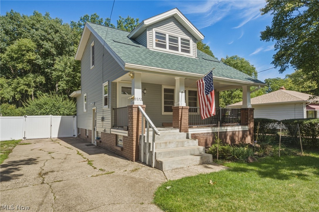 9372 Stonington Road Parma Heights OH 44130