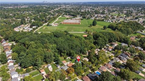 9372 Stonington Road Parma Heights OH 44130