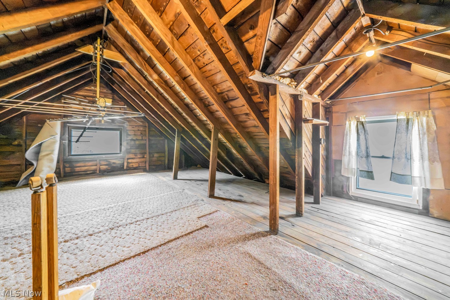 1489 Rockway Avenue Lakewood OH 44107