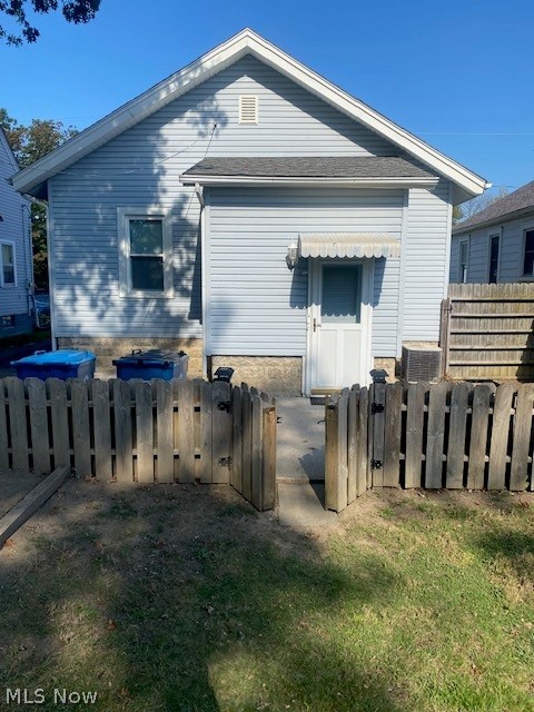 1233 W 17th Street Lorain OH 44052