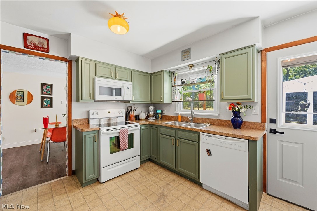 468 Karl Drive Richmond Heights OH 44143