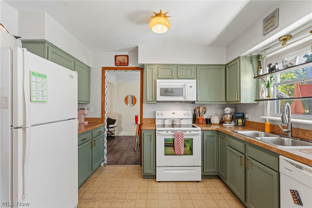 468 Karl Drive Richmond Heights OH 44143