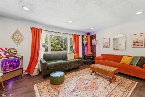 468 Karl Drive Richmond Heights OH 44143