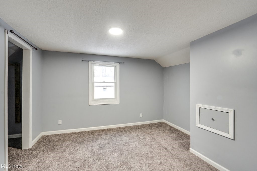 2643 Monroe Street Lakemore OH 44250