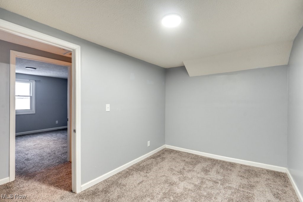 2643 Monroe Street Lakemore OH 44250