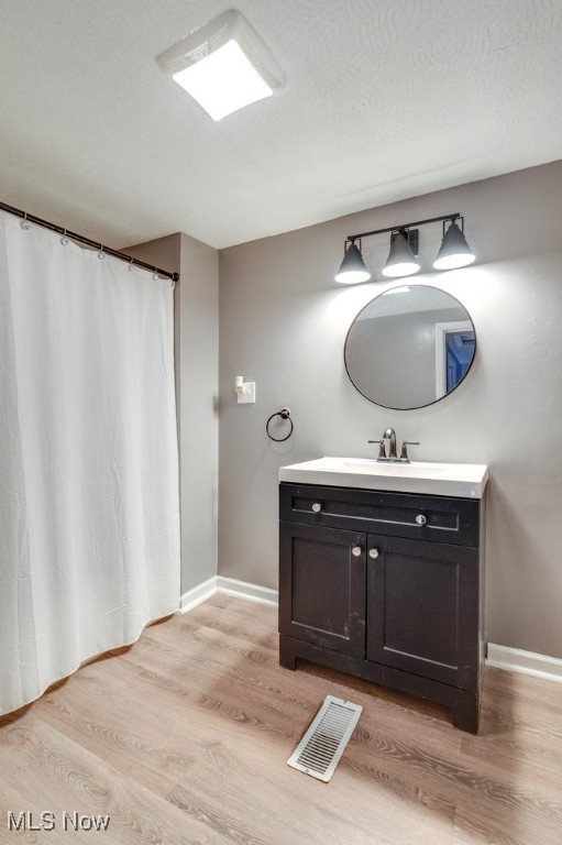2643 Monroe Street Lakemore OH 44250