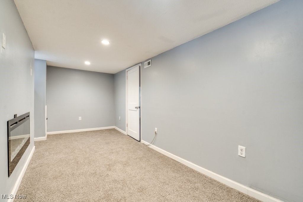 2643 Monroe Street Lakemore OH 44250