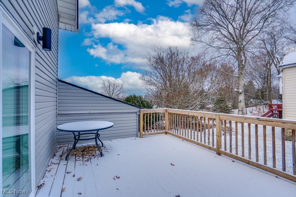 2643 Monroe Street Lakemore OH 44250