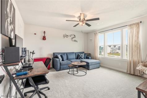 1404 Southbrook Circle NE Canton OH 44721