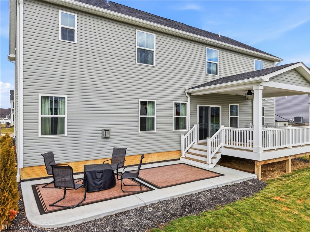 1404 Southbrook Circle NE Canton OH 44721