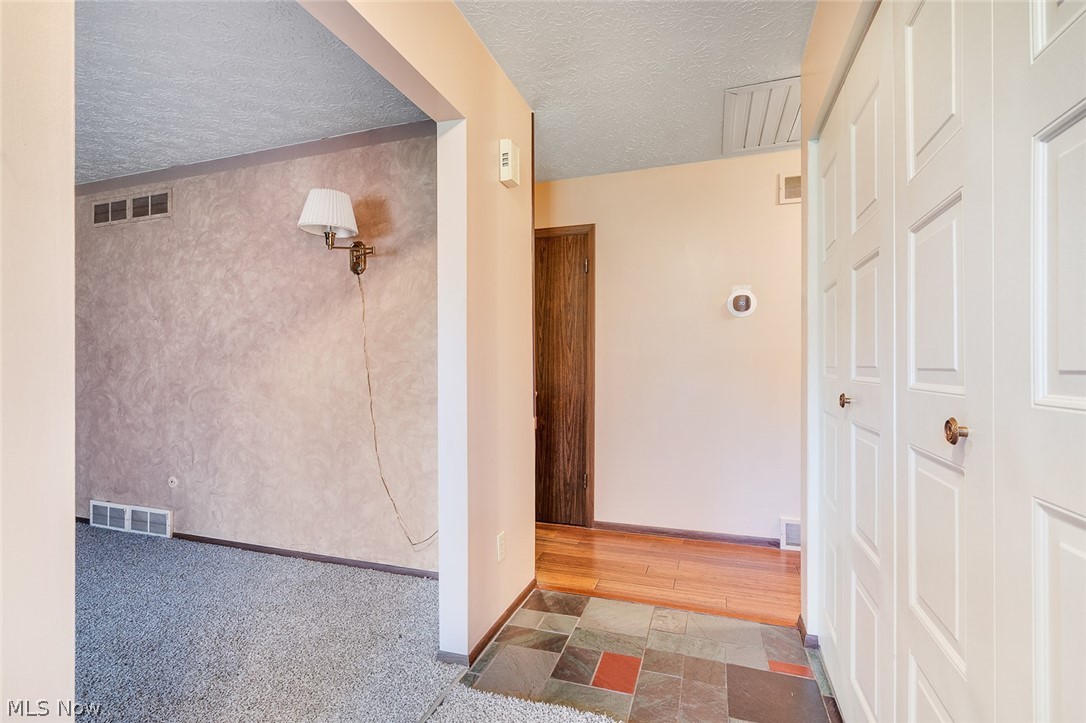 4970 New Road Austintown OH 44515