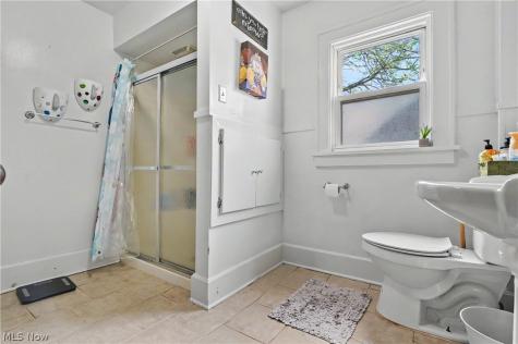 72 E Ido Avenue Akron OH 44301
