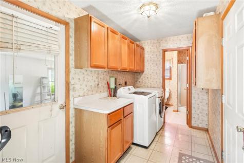 10312 W River Columbia Station OH 44028