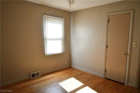 457 Orlo Lane Youngstown OH 44512