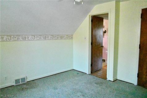 457 Orlo Lane Youngstown OH 44512