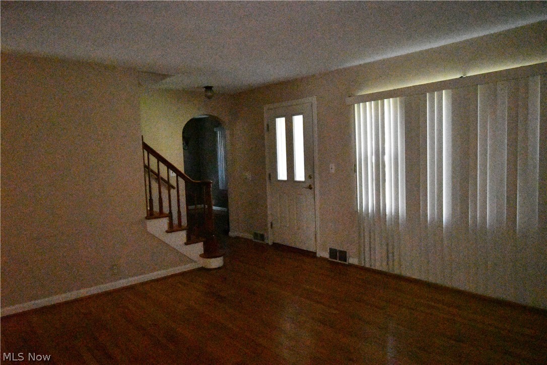 457 Orlo Lane Youngstown OH 44512