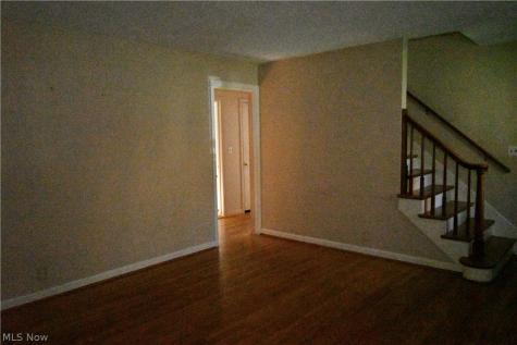 457 Orlo Lane Youngstown OH 44512