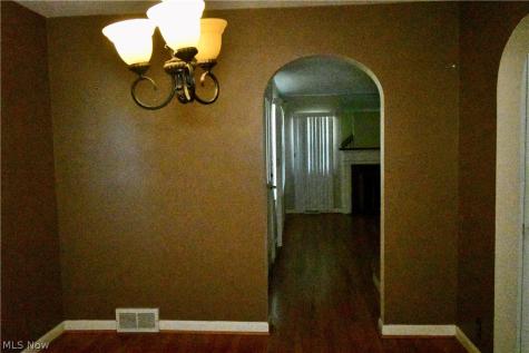 457 Orlo Lane Youngstown OH 44512