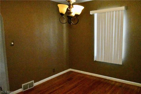 457 Orlo Lane Youngstown OH 44512