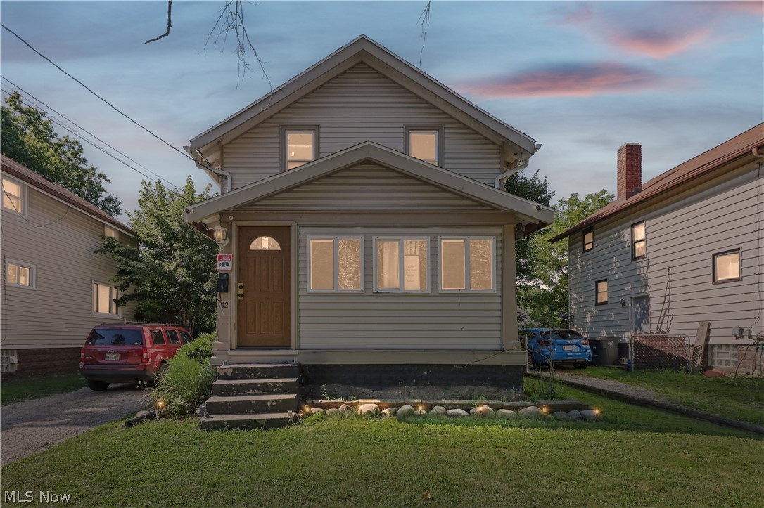 912 Hunt Street Akron OH 44306