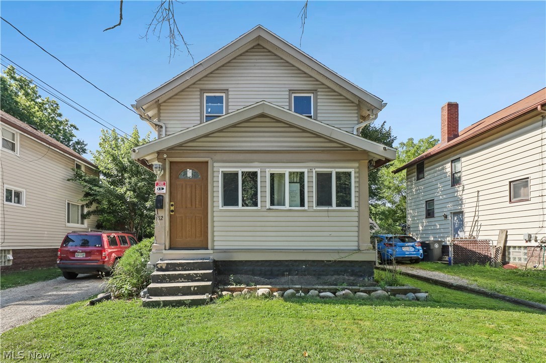 912 Hunt Street Akron OH 44306