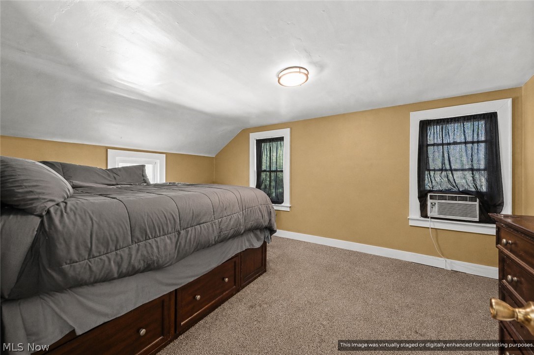 912 Hunt Street Akron OH 44306