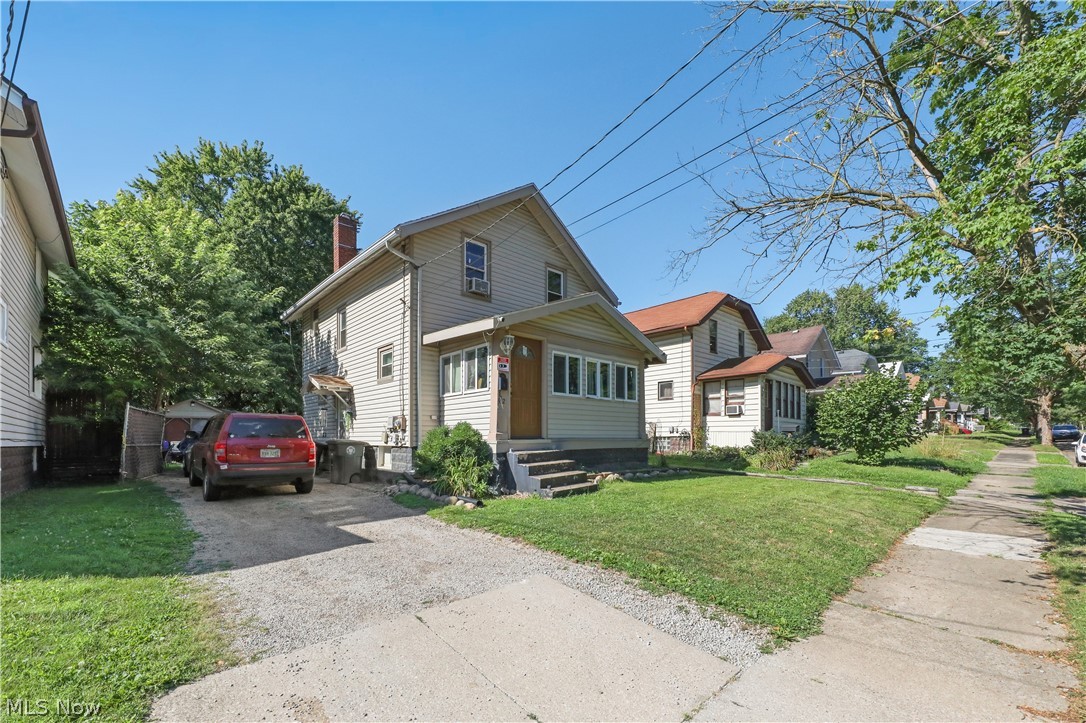 912 Hunt Street Akron OH 44306