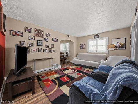 912 Hunt Street Akron OH 44306