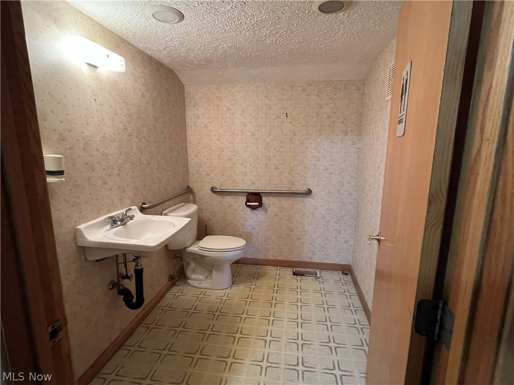 277 Gore Road Conneaut OH 44030