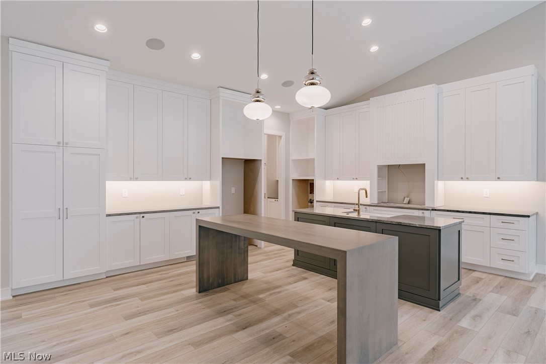 S/l 1 Bridgeport Way Mayfield Heights OH 44124