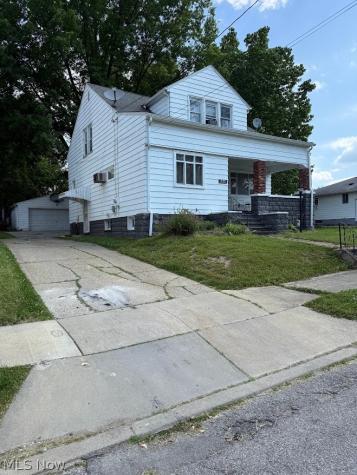 873 Polk Avenue Akron OH 44314