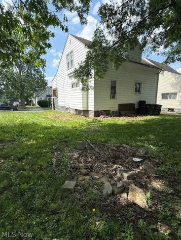 873 Polk Avenue Akron OH 44314