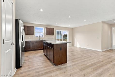 1837 Heron Creek Street NW Massillon OH 44647