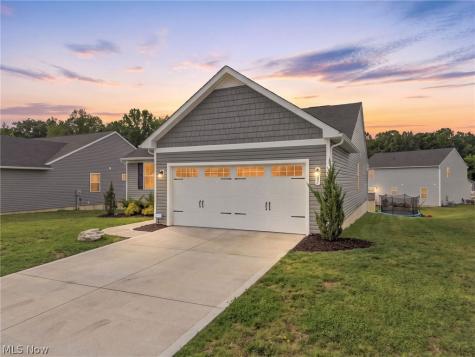 1837 Heron Creek Street NW Massillon OH 44647