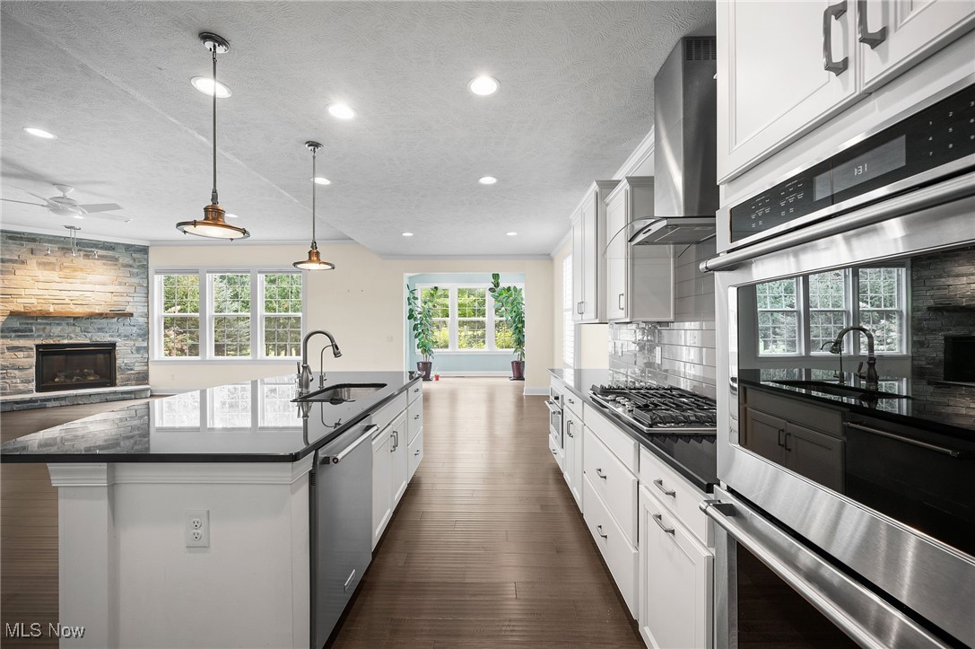 85 Brighton Drive Aurora OH 44202