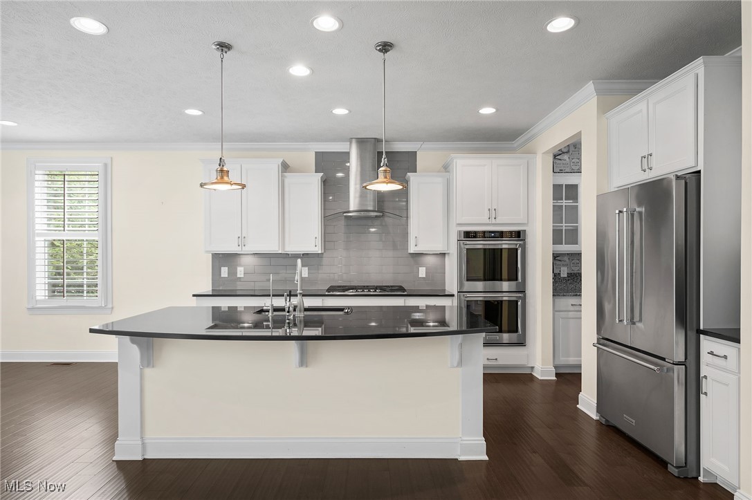 85 Brighton Drive Aurora OH 44202