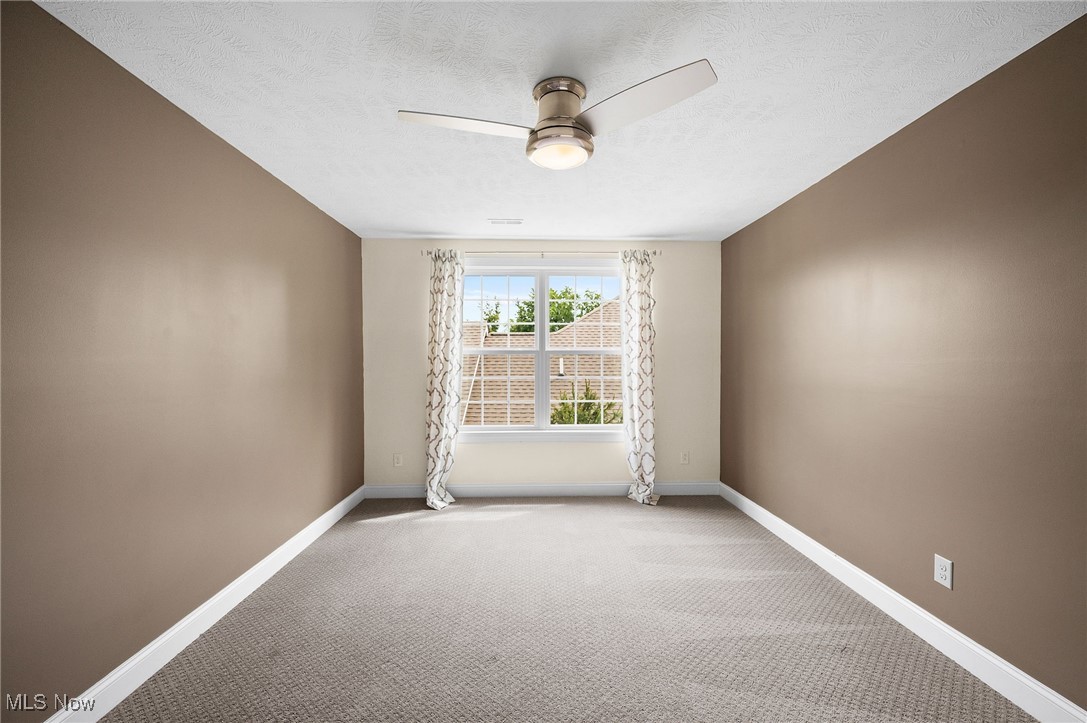 85 Brighton Drive Aurora OH 44202