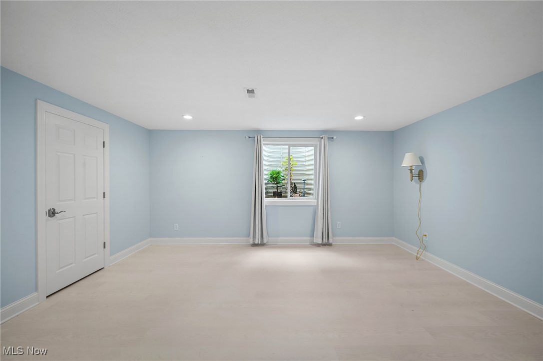 85 Brighton Drive Aurora OH 44202