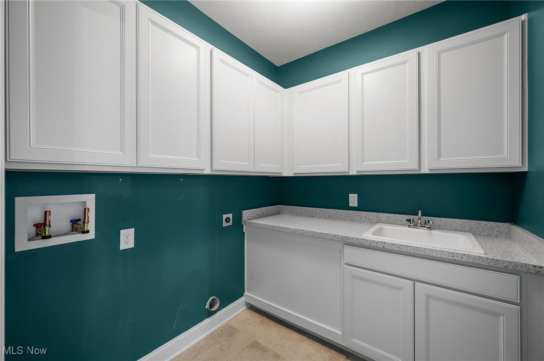 85 Brighton Drive Aurora OH 44202