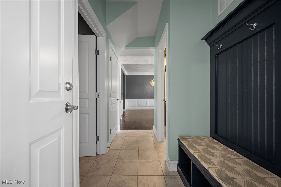 85 Brighton Drive Aurora OH 44202